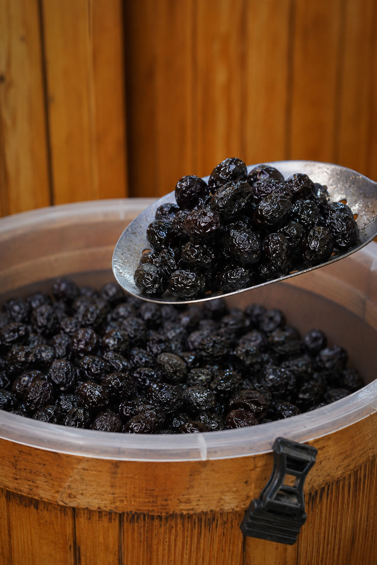 Gemlik Sele Siyah Zeytin 1Kg